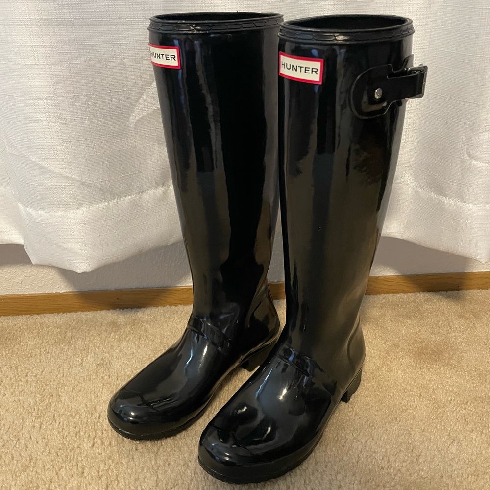 LIKE NEW - Gloss Black Hunter Rainboots